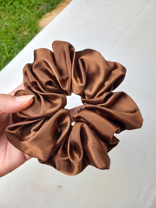Scrunchie Maxi Marrom