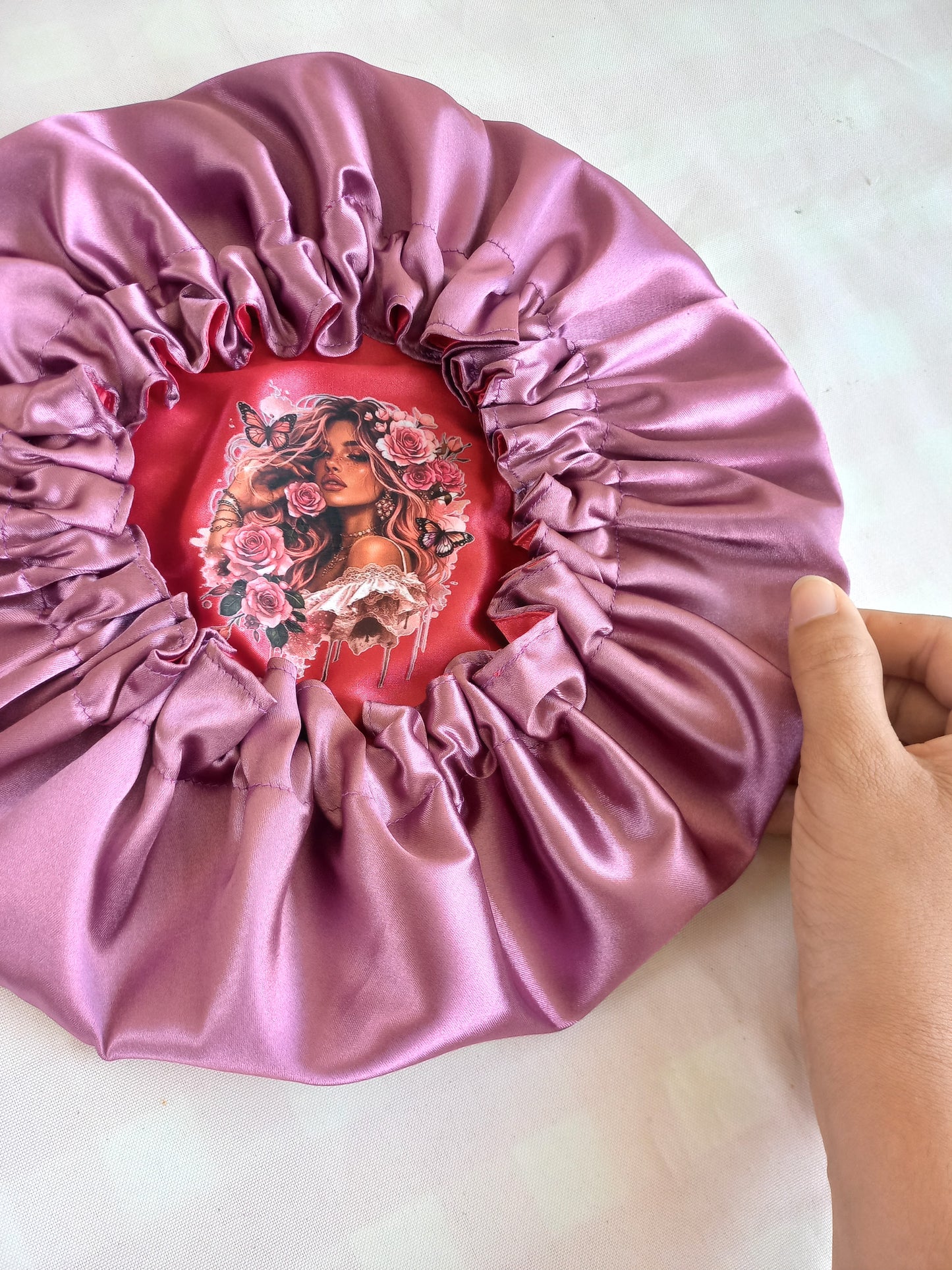 Touca Premium estampada Mulher com rosas 🌹