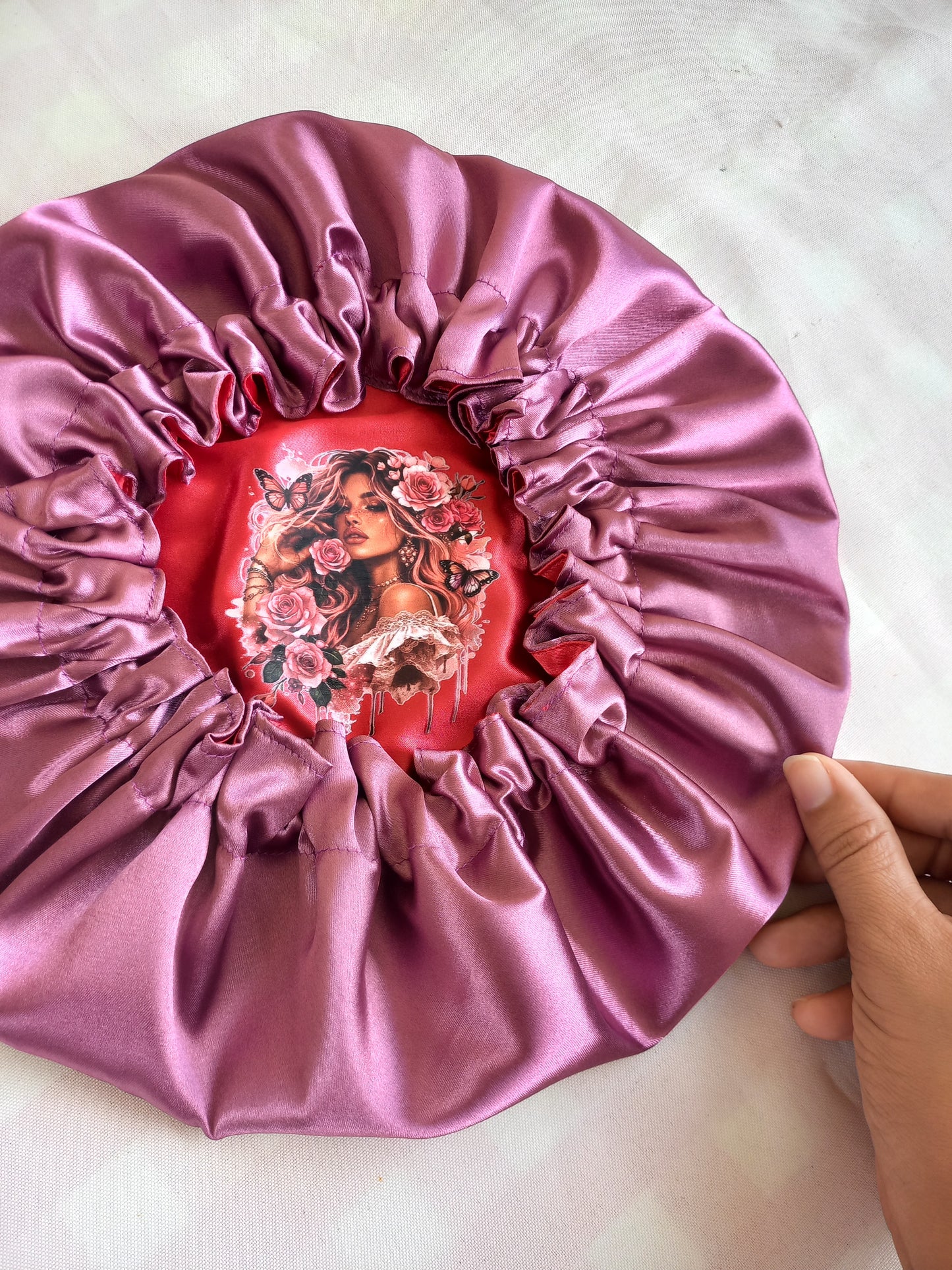 Touca Premium estampada Mulher com rosas 🌹
