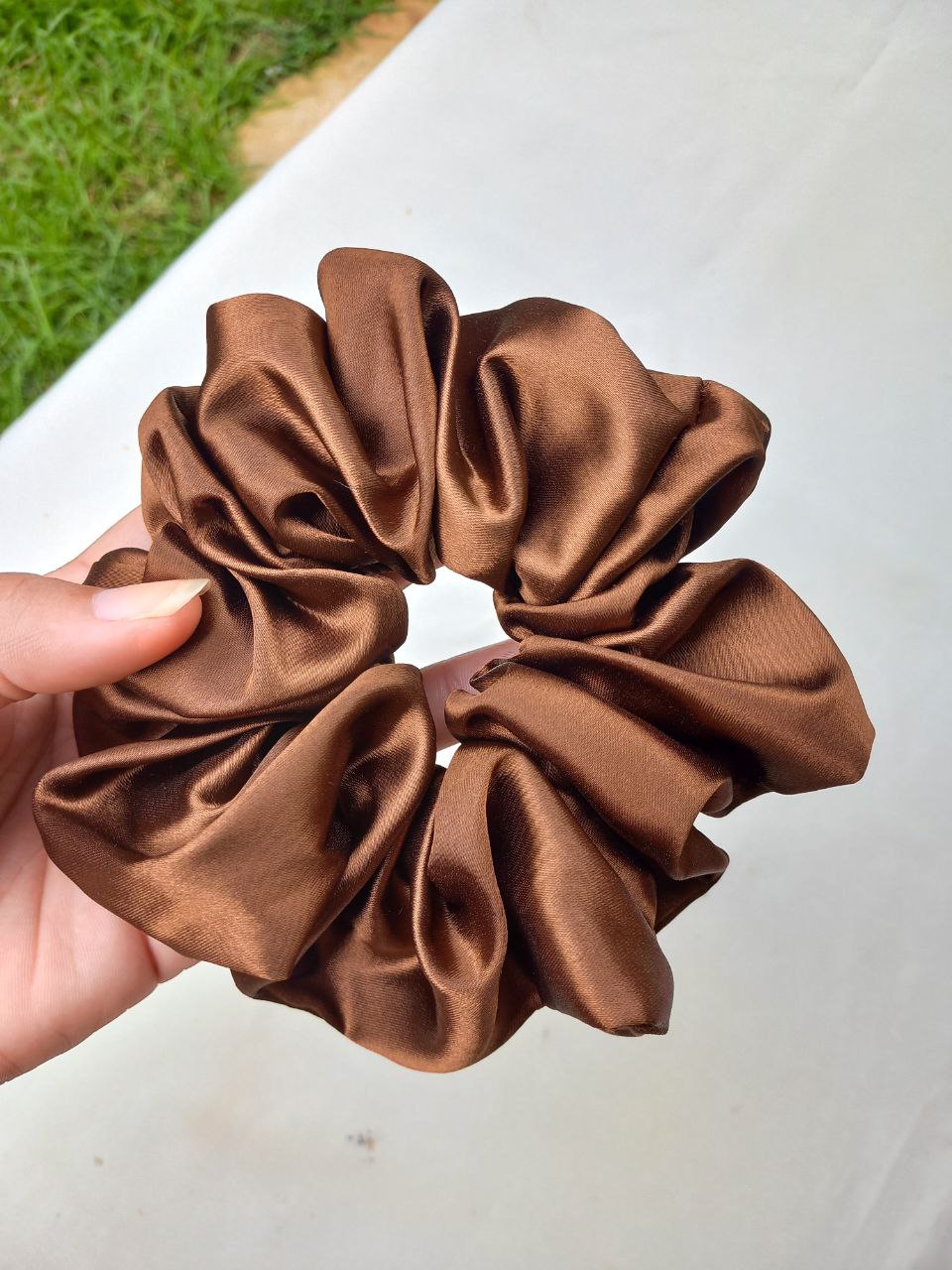 Scrunchie Maxi Marrom