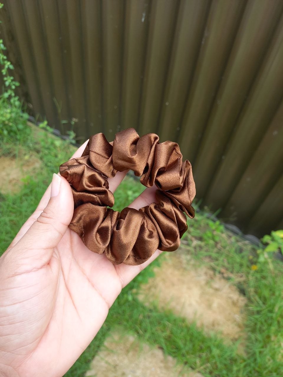 Scrunchie Tradicional Marrom