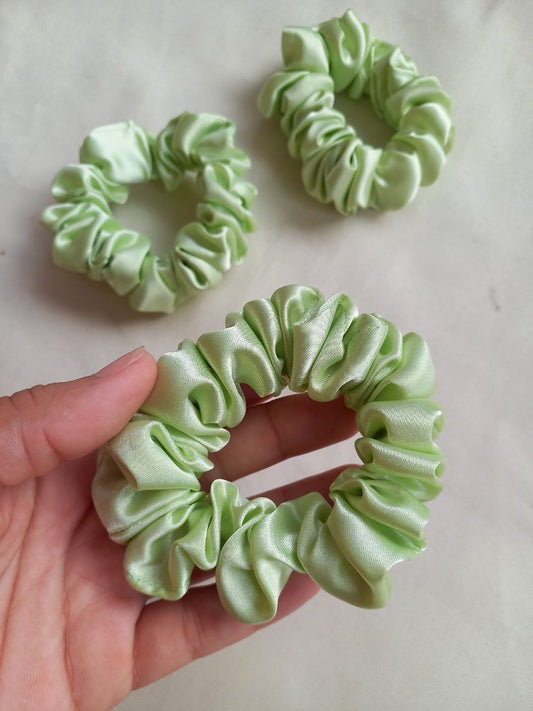 Scrunchie Fini Verde bebê